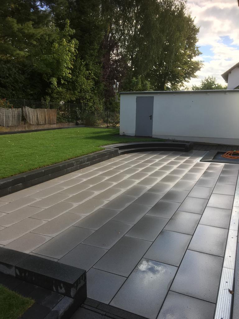 Terrasse mit Sonderelementen